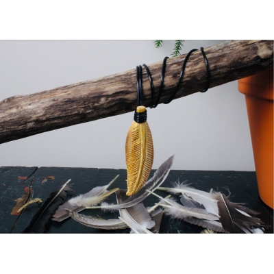 Ketting met veer - Palo Santo